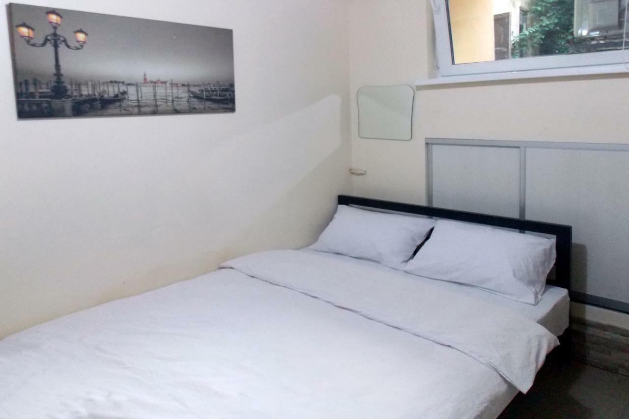 Compact Studio In The City Center Apartment Lviv Ngoại thất bức ảnh