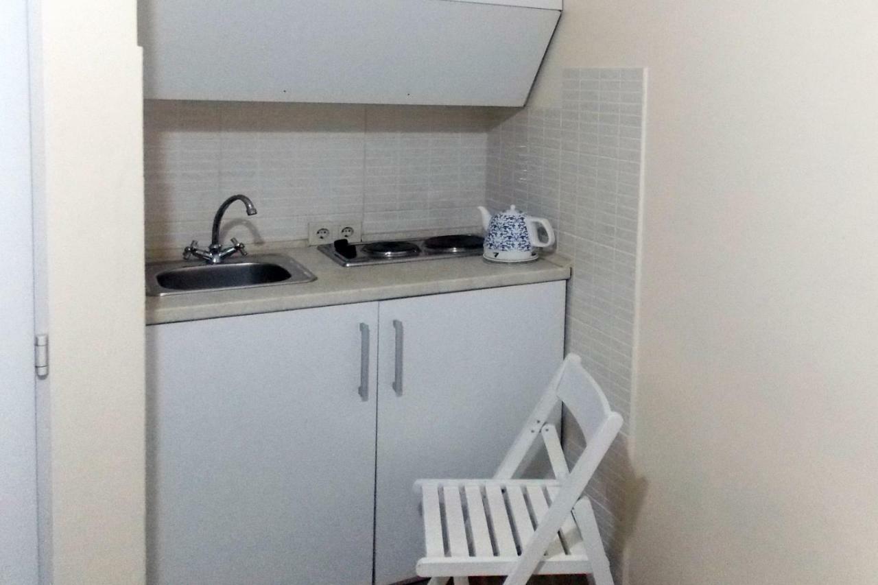 Compact Studio In The City Center Apartment Lviv Ngoại thất bức ảnh